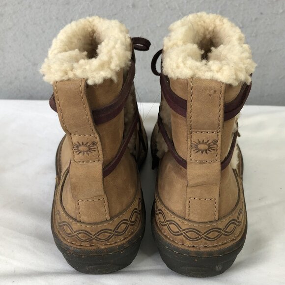 UGG Australia Boots Womens Size 6 Brown Sheepskin Lined Leather Lace Up SN 5135 - Picture 3 of 16